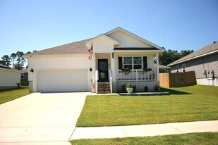 5847 Belmont Stakes Rd in Bellview, FL - Building Photo