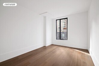 429 Kent Ave in Brooklyn, NY - Building Photo - Building Photo