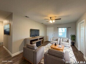 8905 Seacliff St in San Antonio, TX - Building Photo - Building Photo