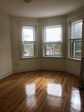 102 Queensberry St, Unit 15 in Boston, MA - Building Photo - Building Photo