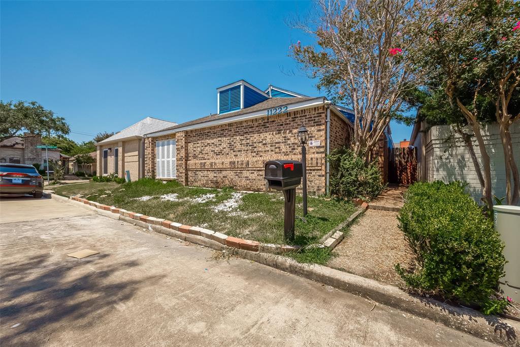 11222 Forked Bough Dr in Houston, TX - Building Photo