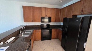 4605 SW 75th Way in Davie, FL - Building Photo - Building Photo