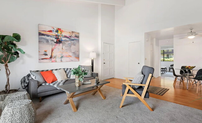 968 Miramonte Dr in Santa Barbara, CA - Building Photo - Building Photo