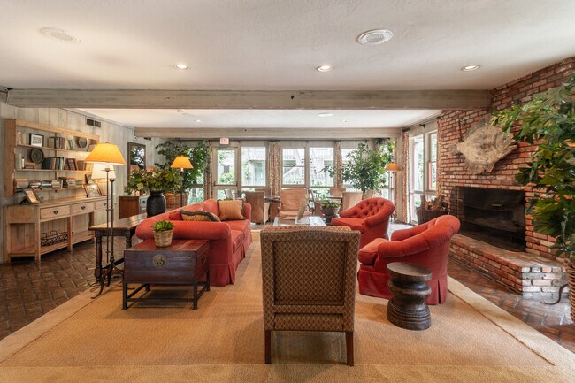 The Aspens Fairhaven in Santa Ana, CA - Foto de edificio - Interior Photo