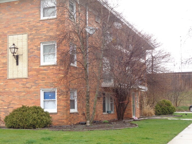 property at 10805 S Lloyd Dr