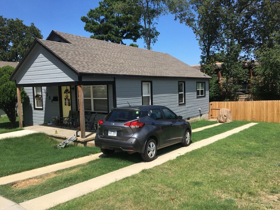 1104 Citizen St in Jonesboro, AR - Building Photo