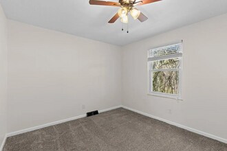 2819 Gln Dl Hts Rd in Glen Dale, WV - Building Photo - Building Photo