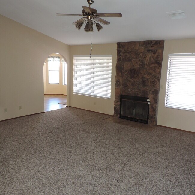 3125 S Nichols Dr in Sierra Vista, AZ - Building Photo - Building Photo