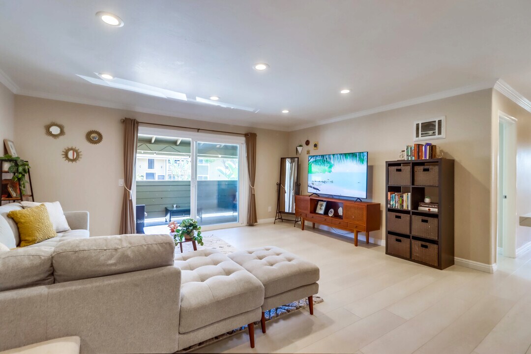 524 Telegraph Canyon Rd, Unit G in Chula Vista, CA - Building Photo