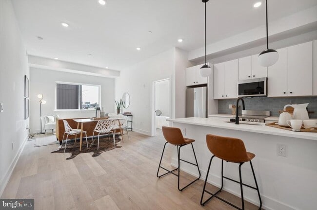 3037 Richmond St in Philadelphia, PA - Building Photo - Building Photo