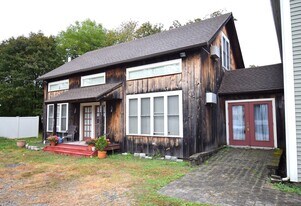 1306 Boston Post Rd in Westbrook, CT - Building Photo