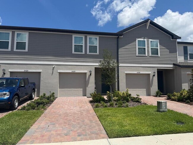 16424 Happy Eagle Dr in Four Corners, FL - Building Photo - Building Photo
