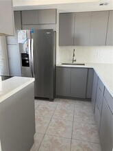 1333 E Hallandale Beach Blvd, Unit 444 in Hallandale Beach, FL - Building Photo - Building Photo