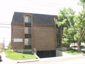 659 700 E in Provo, UT - Building Photo