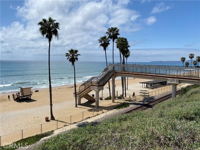 314 W Avenida Valencia in San Clemente, CA - Building Photo - Building Photo