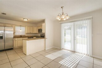 301 Farmbrook Rd in Port Orange, FL - Building Photo - Building Photo