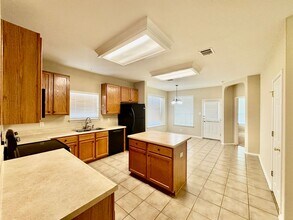 17122 Argyle Pass in San Antonio, TX - Building Photo - Building Photo
