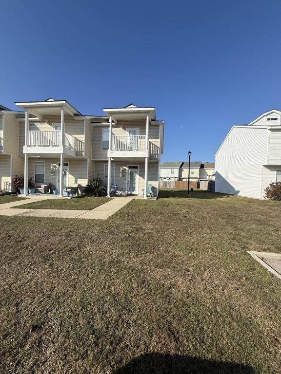 1131 Century Oaks Dr in Gulfport, MS - Building Photo - Building Photo