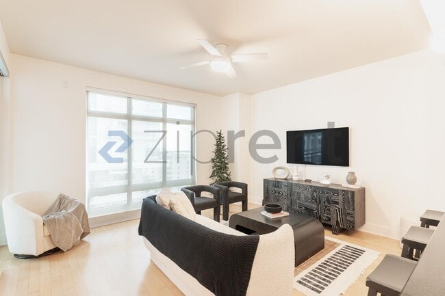 property at 603 Davis St