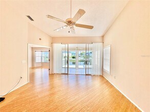 1011 Pelican Ct in Bradenton, FL - Building Photo - Building Photo