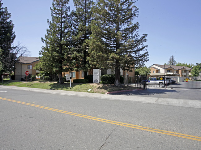 Fawn Terrace Apartments