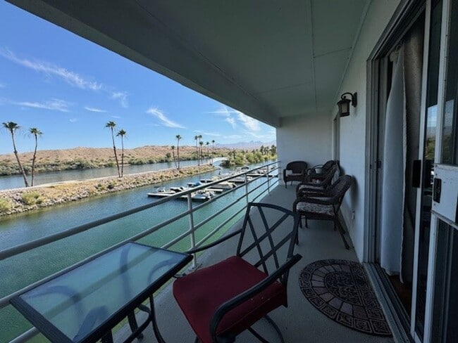 1800 Clubhouse Dr in Bullhead City, AZ - Building Photo - Building Photo