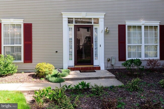property at 109 Deer Run Ct