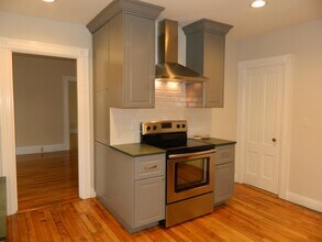 15 Summit St in Concord, NH - Building Photo - Building Photo