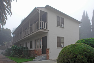 1724 T St in Sacramento, CA - Building Photo - Building Photo