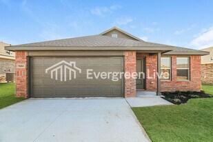 9604 NW 125th St in Yukon, OK - Building Photo