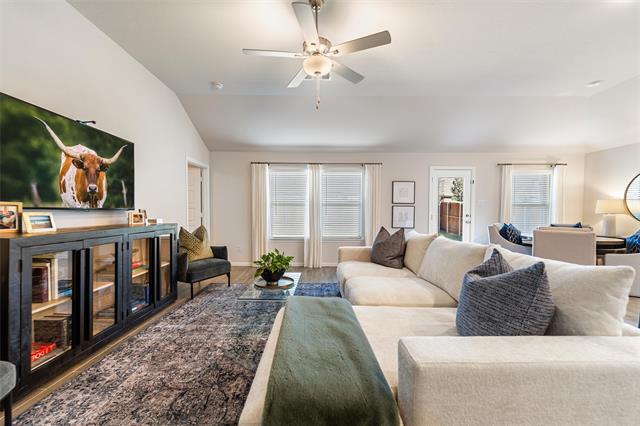 property at 137 Greenback Trl