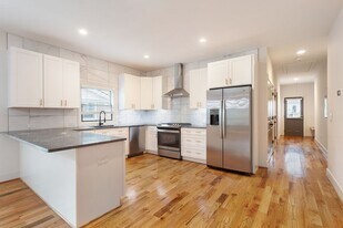 1111 Montreat Ave SW in Atlanta, GA - Building Photo