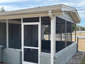 7461 W Village Dr in Homosassa, FL - Building Photo - Building Photo