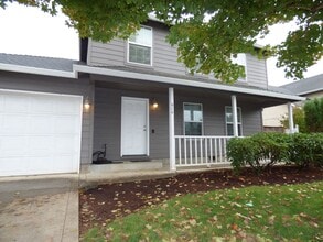 616 Wildflower Dr in Stayton, OR - Building Photo - Building Photo
