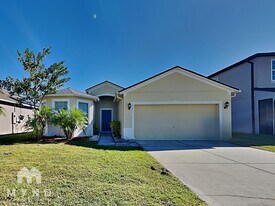 4991 Windbourne Way in St. Cloud, FL - Building Photo