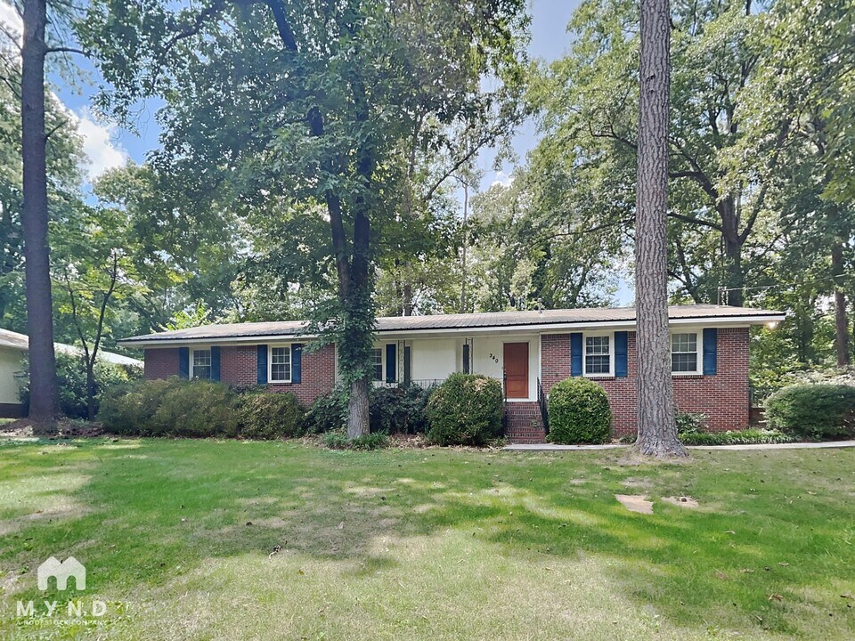 340 12th St SW in Alabaster, AL - Building Photo