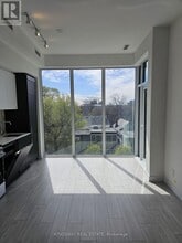 500 Dupont St in Toronto, ON - Building Photo - Building Photo