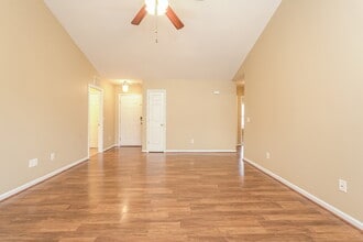 312 Walden Ridge Ct in Winston-Salem, NC - Building Photo - Building Photo