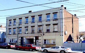 166-168 3rd St Apartments