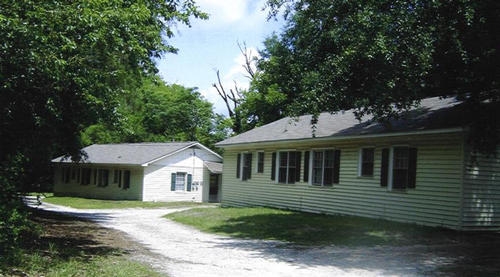 Calhoun St in Barnwell, SC - Building Photo