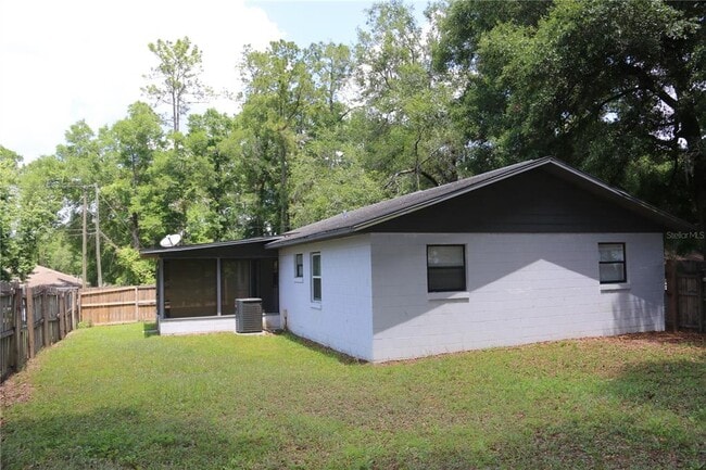 5980 NW 62nd Ave in Ocala, FL - Building Photo - Building Photo