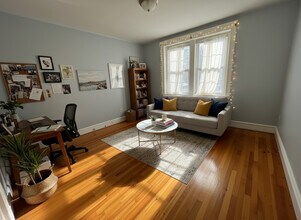 316 St Paul St in Brookline, MA - Foto de edificio - Building Photo