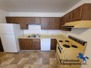 2210 Avenue C in Billings, MT - Building Photo - Building Photo