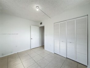 8420 SW 133rd Avenue Rd, Unit 412 in Miami, FL - Building Photo - Building Photo