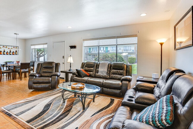 6805 E 2nd St, Unit SI FL1-ID1546042P