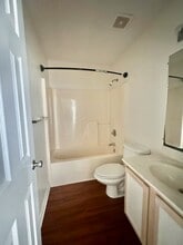 494 Sara Ave in Mary Esther, FL - Building Photo - Building Photo