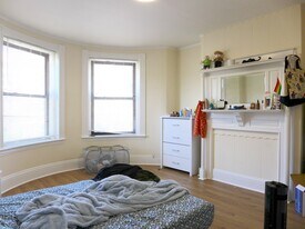 864 Huntington Ave in Boston, MA - Building Photo