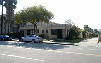 340 W Chevy Chase Dr in Glendale, CA - Building Photo - Building Photo