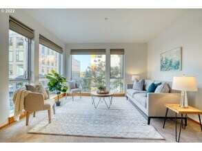 1125 NW 9th Ave in Portland, OR - Building Photo - Building Photo