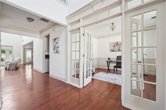 1030 Krobot Way in Milton, GA - Foto de edificio - Building Photo
